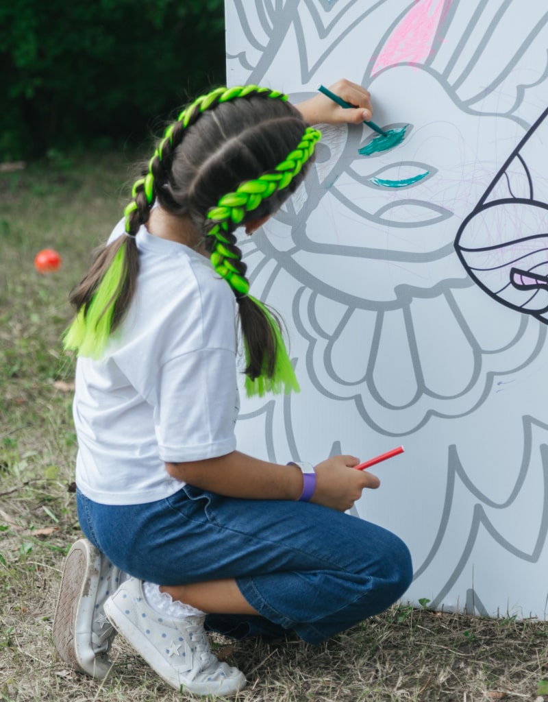 Activități pentru copii la Festivalul Lupilor: jocuri, ateliere și distracție în aer liber